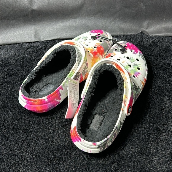 Crocs classic lined tie dye clog main image 5